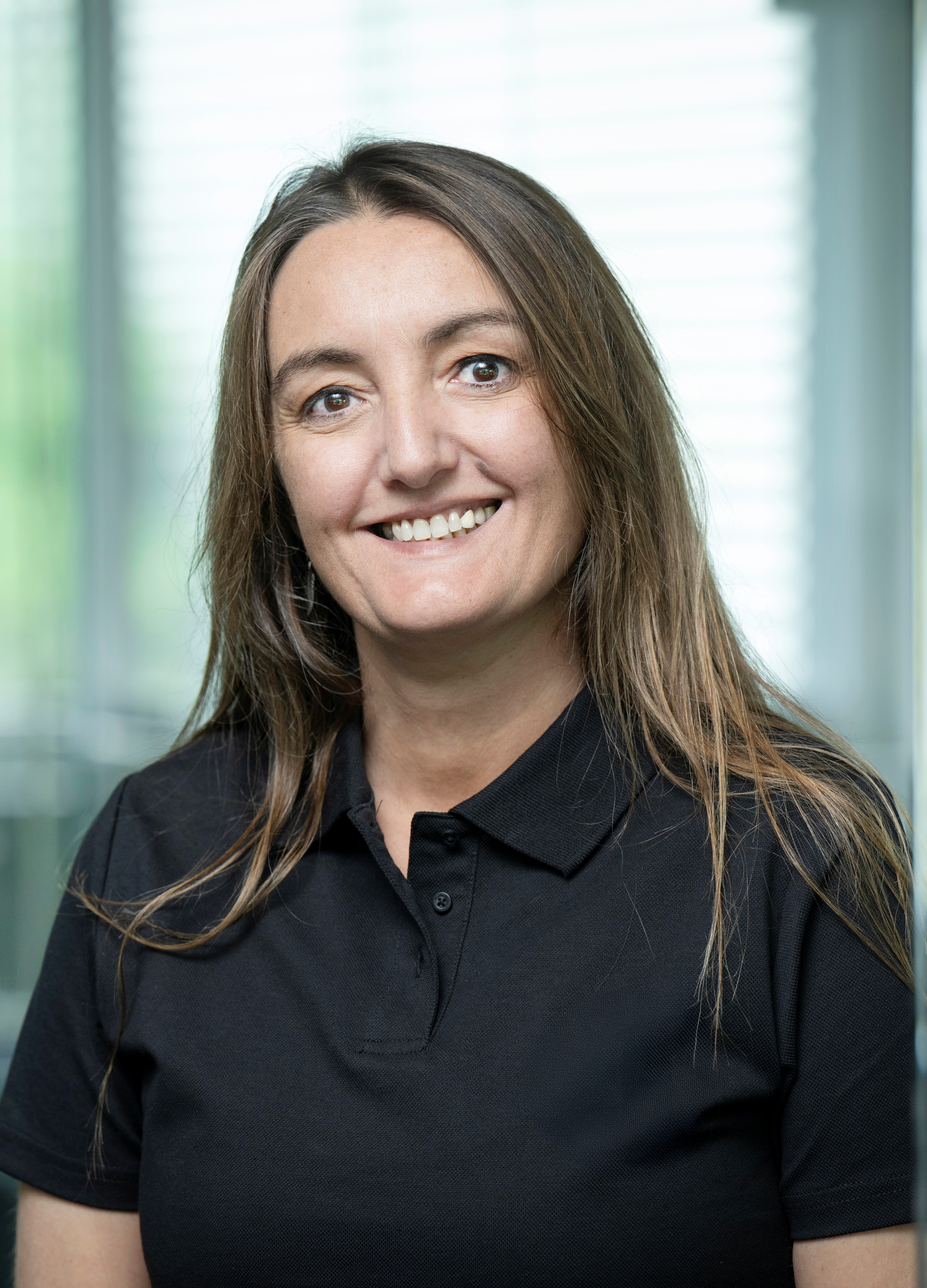 Ana_Polo_Schwarz